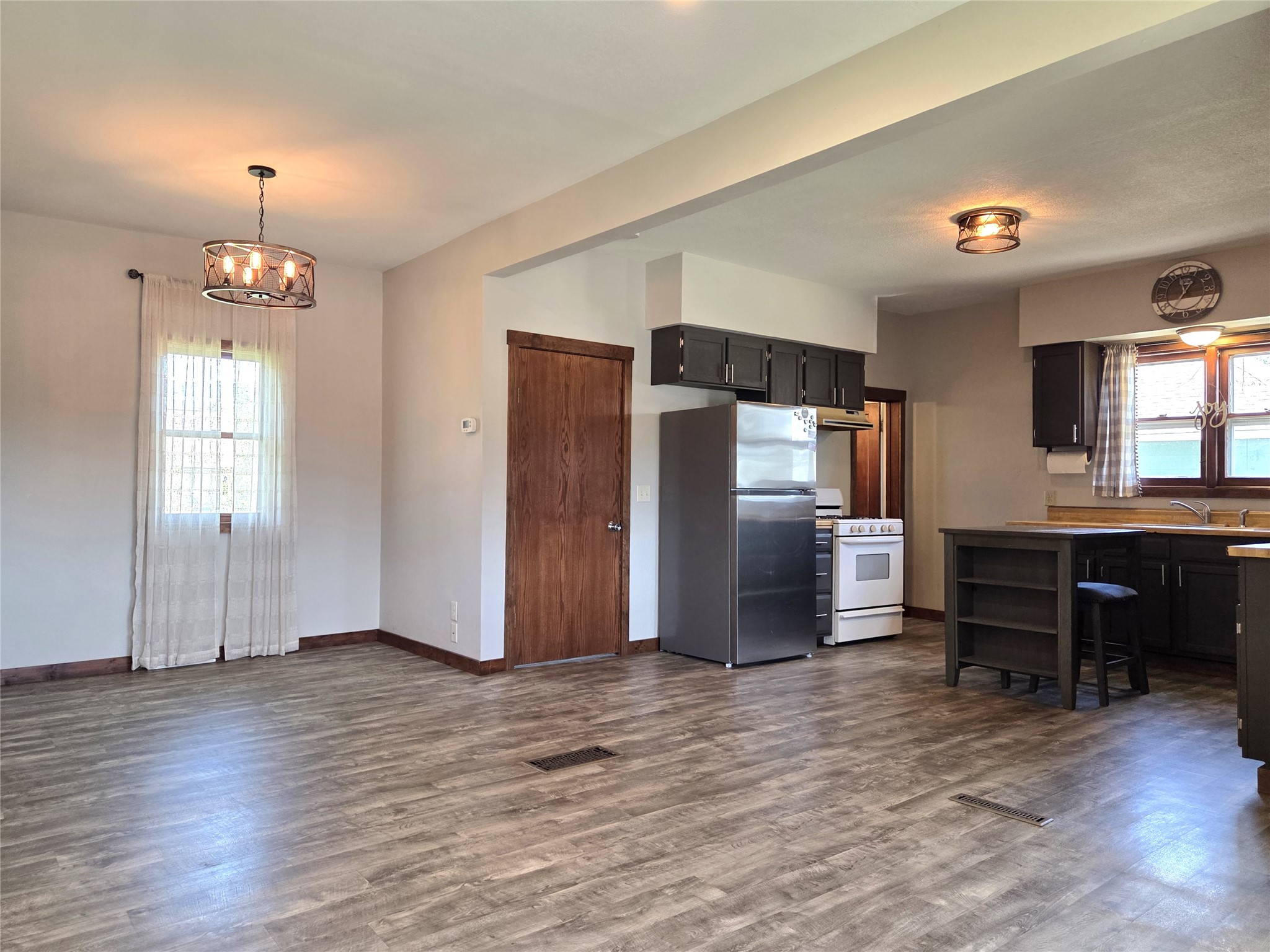 509 Arlington Avenue Cameron WI 54822 1601048 image9
