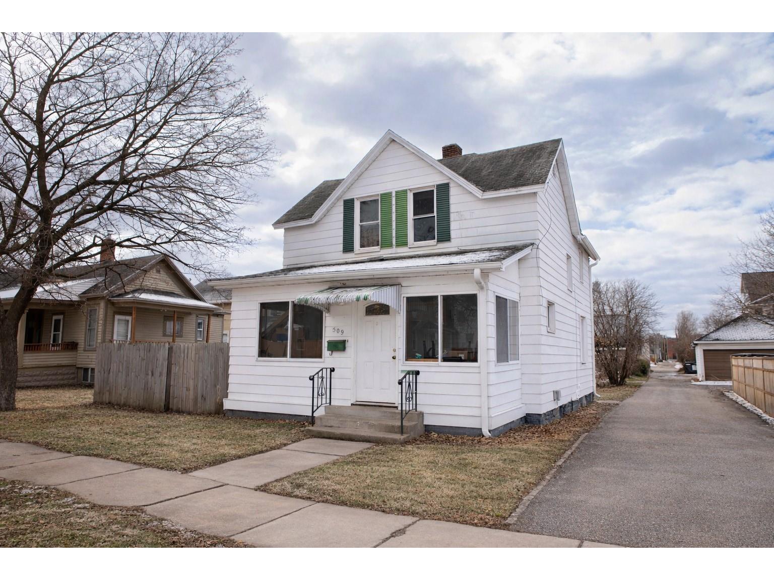 509 Union Street Eau Claire WI 54703 1599119 image24