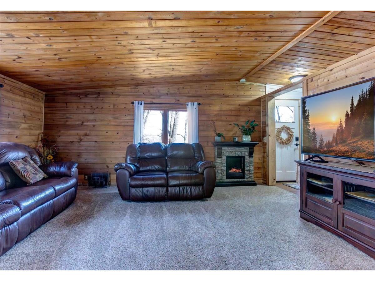 510 State Road 25 S Wheeler WI 54772 1599700 image14