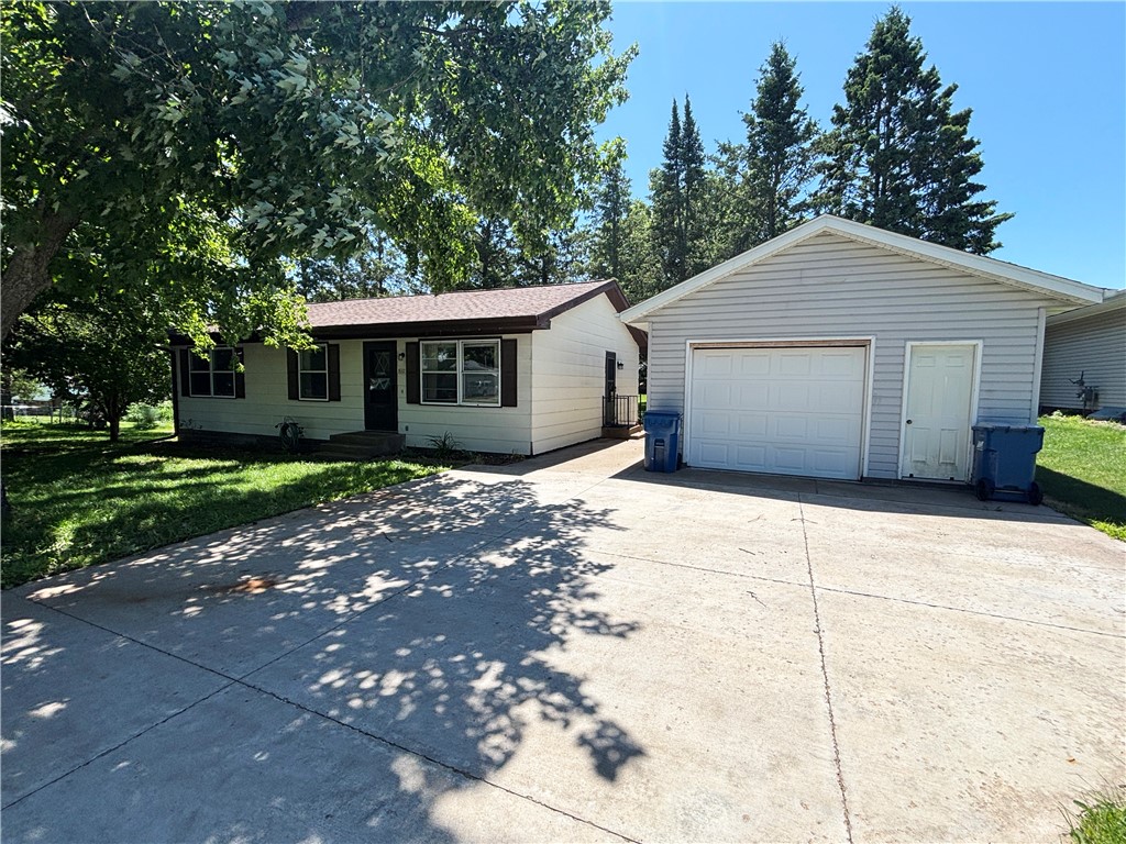 512 E Bracklin Street Rice Lake WI 54868 1593065 image1