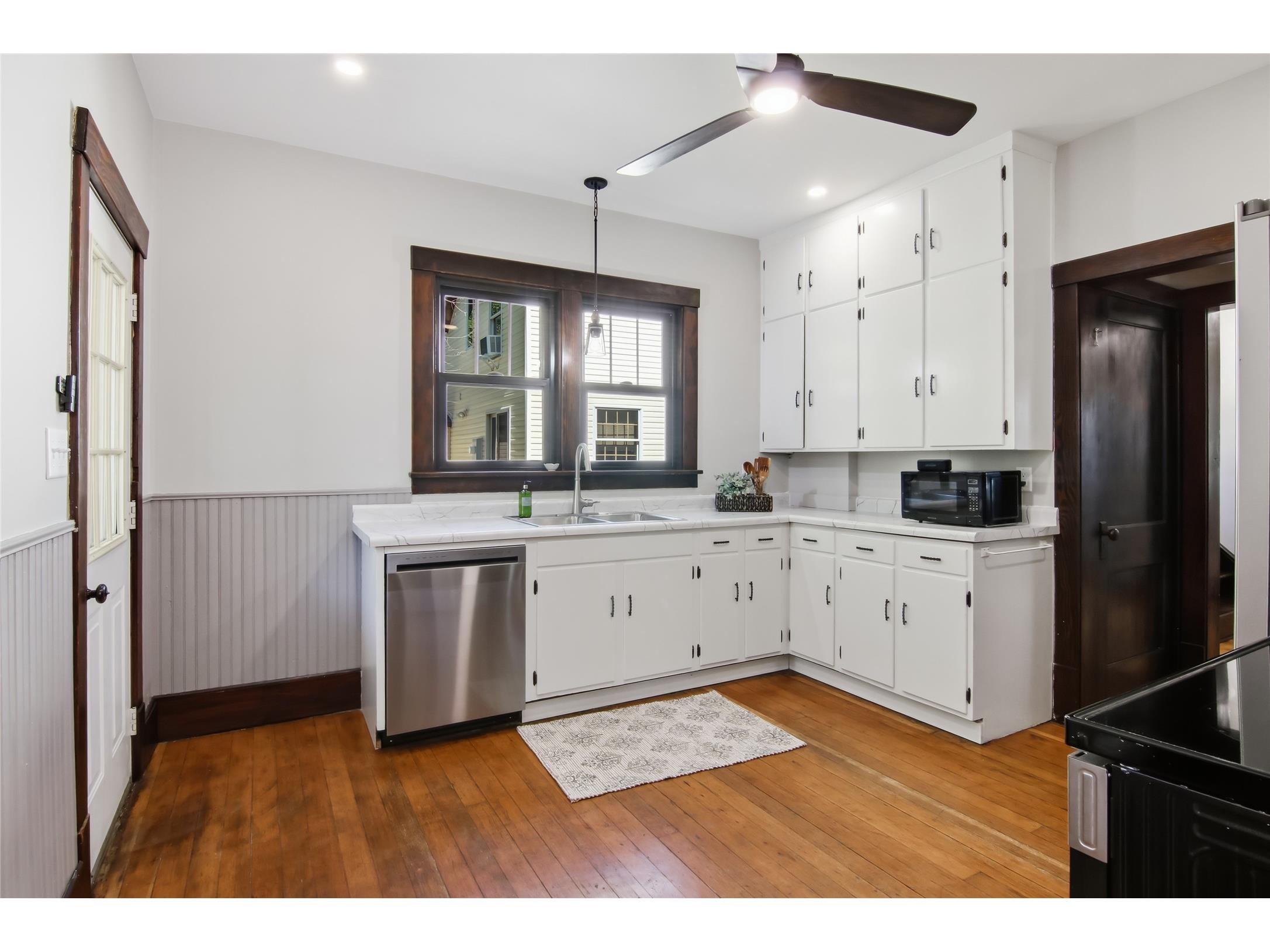 512 Jefferson Street Eau Claire WI 54701 1601475 image11