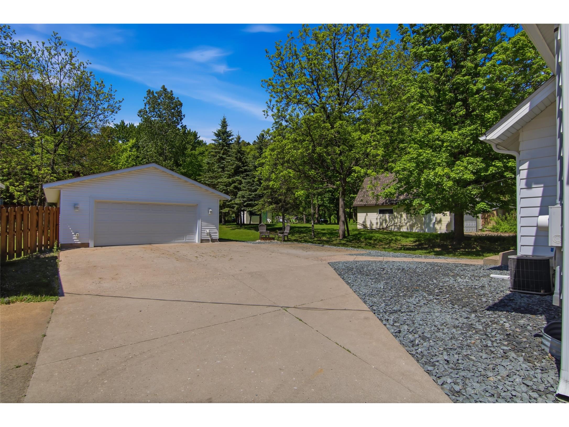 512 Jefferson Street Eau Claire WI 54701 1601475 image30