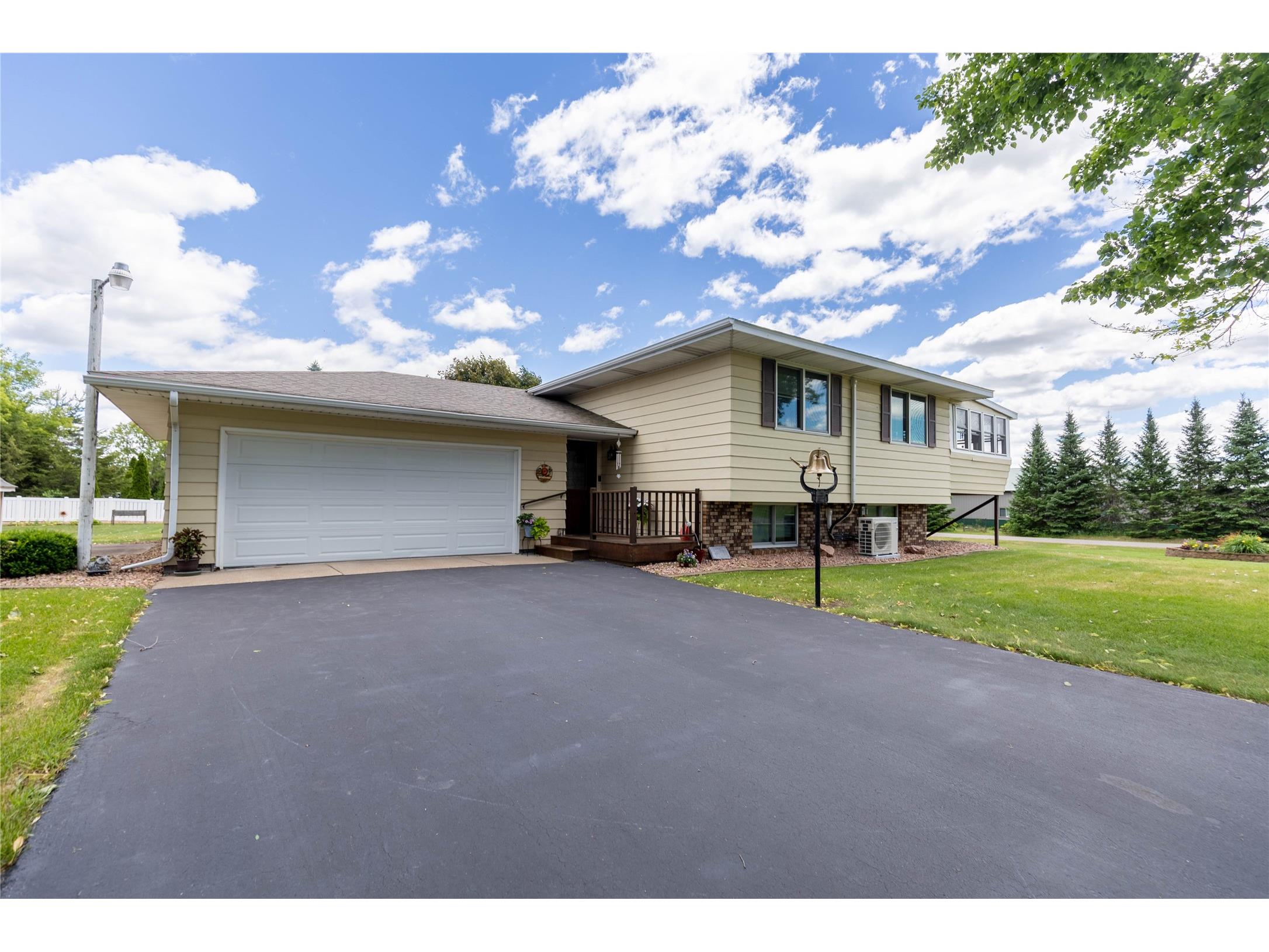 5121 171st Street Chippewa Falls WI 54729 1602471 image1