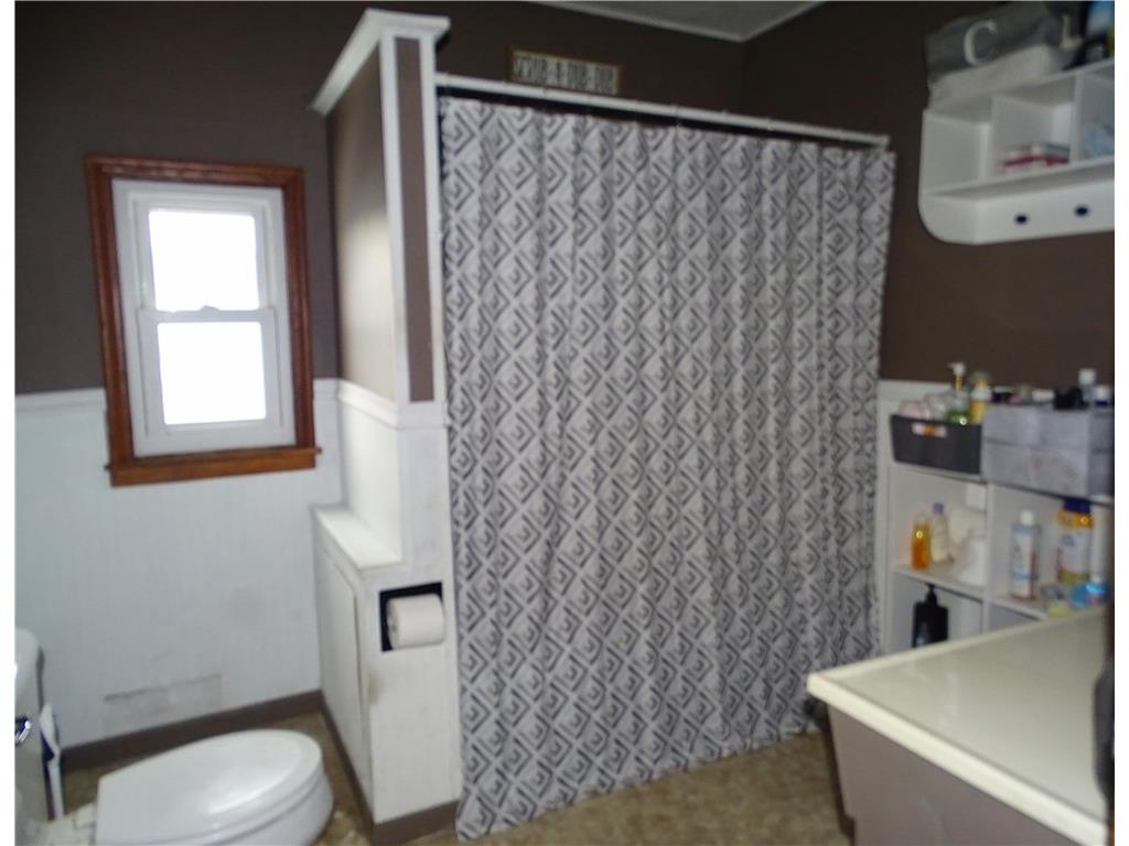 515 E Prospect Street Durand WI 54736 1598268 image24