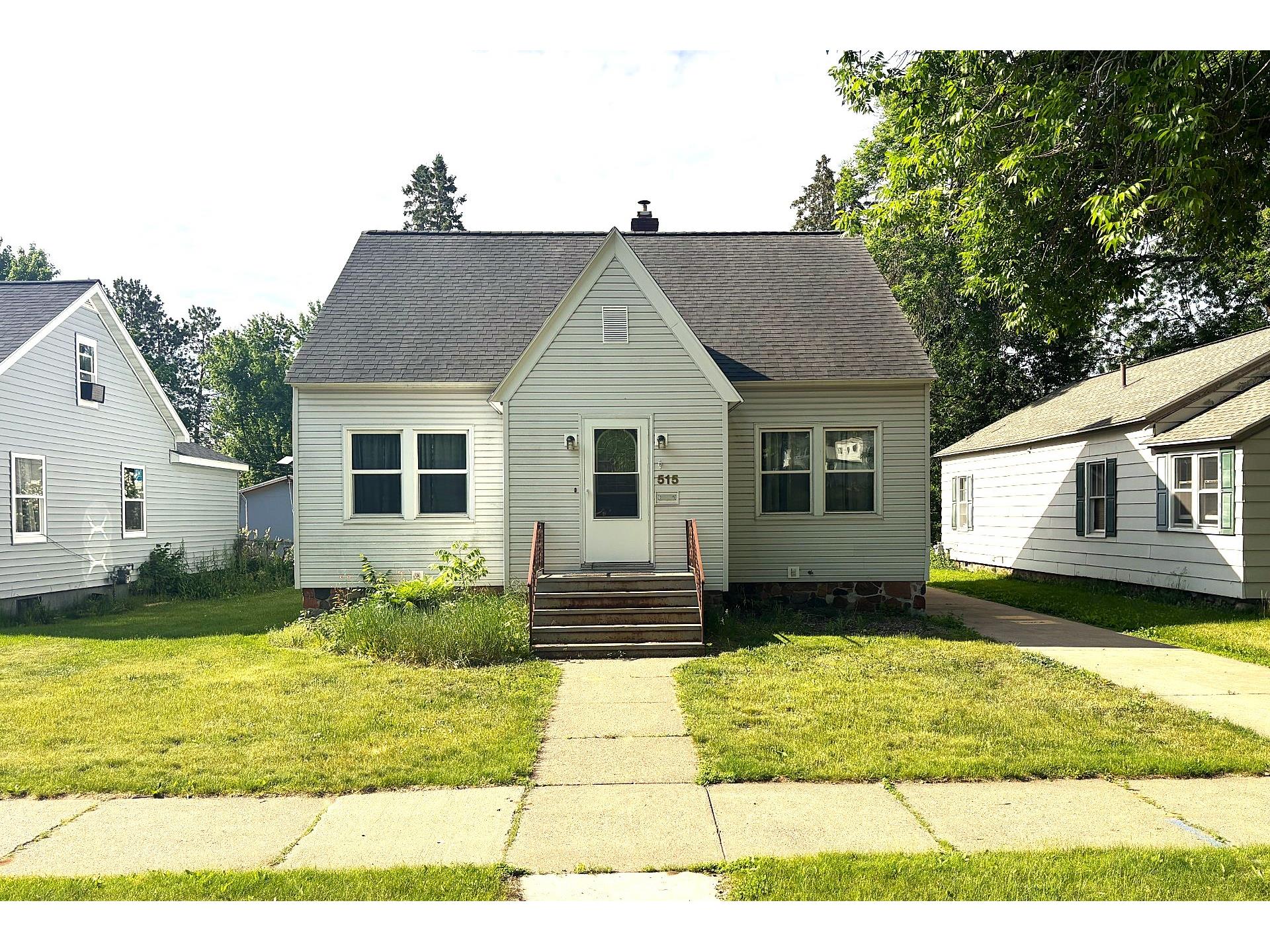 515 Oak Street Spooner WI 54801 1601745 image1