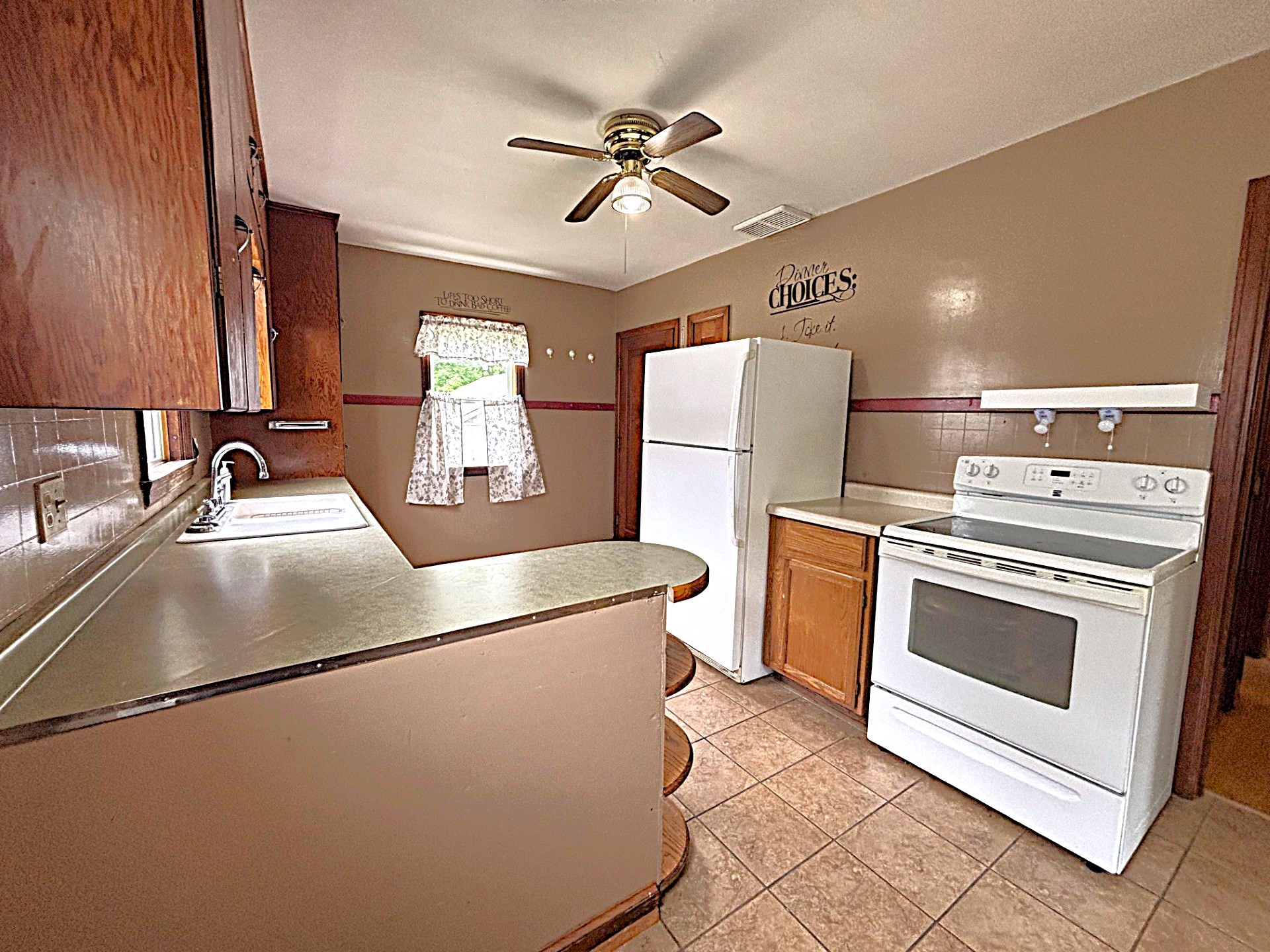 515 Oak Street Spooner WI 54801 1601745 image11