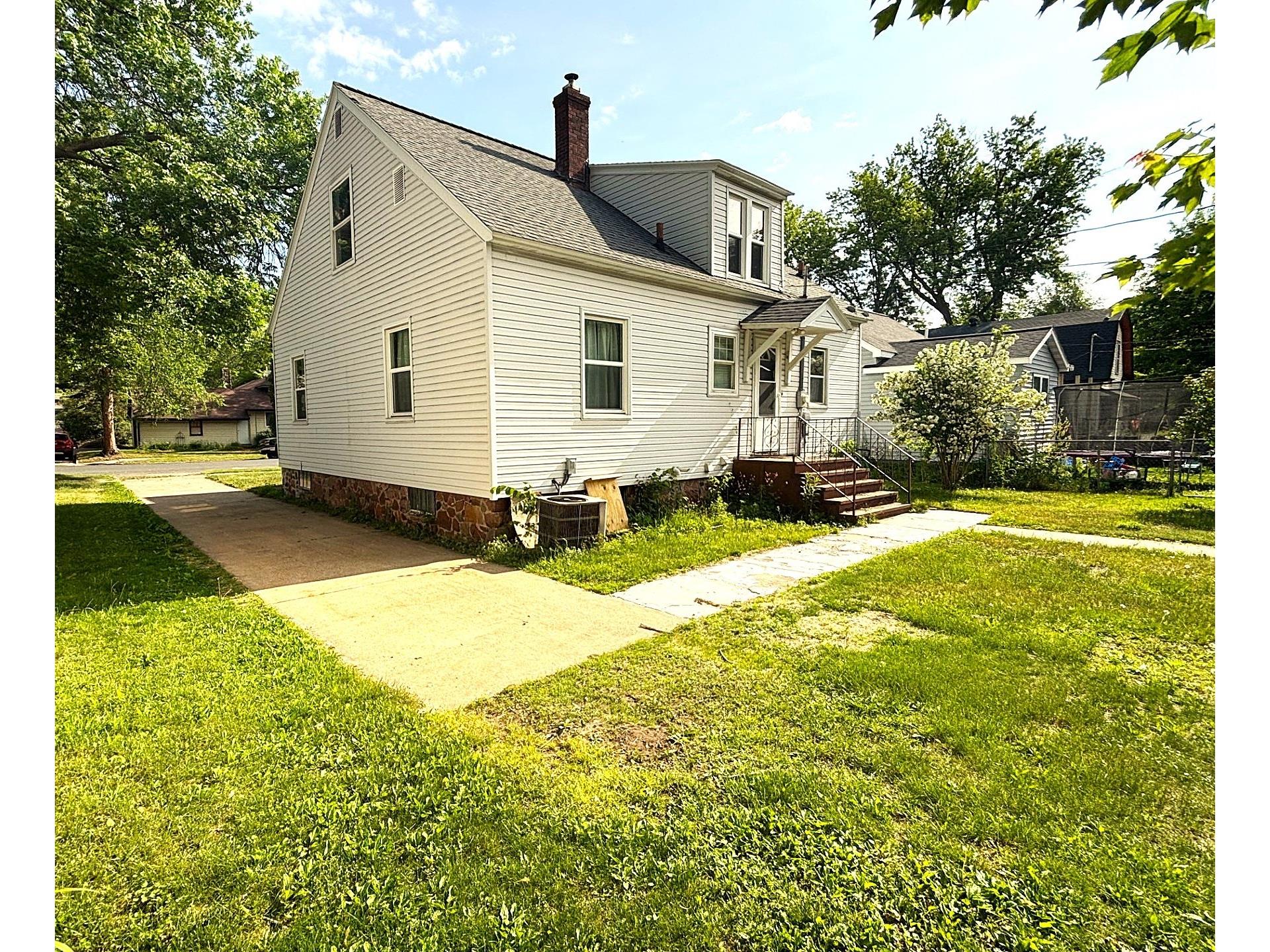 515 Oak Street Spooner WI 54801 1601745 image4