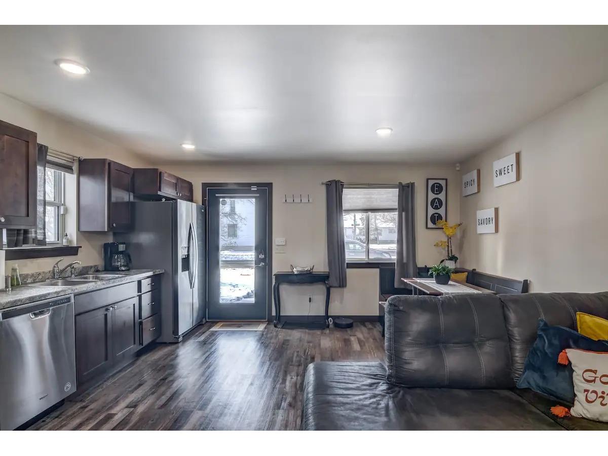 515 Putnam Street Eau Claire WI 54703 1602933 image8
