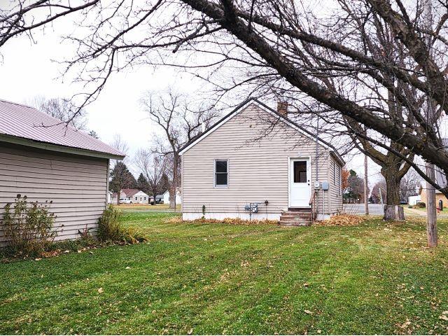 515 S 5th Street Luck WI 54853 1596994 image33