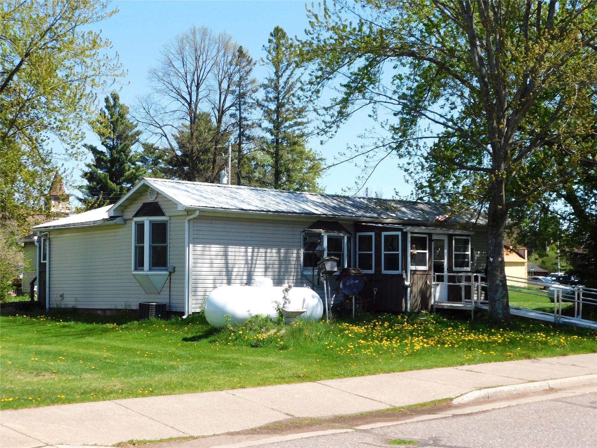 516 Grand Avenue Hawkins WI 54530 1601225 image17