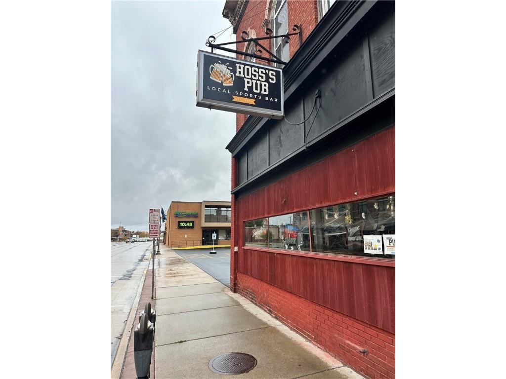 516 S Broadway Street Menomonie WI 54751 1597422 image1