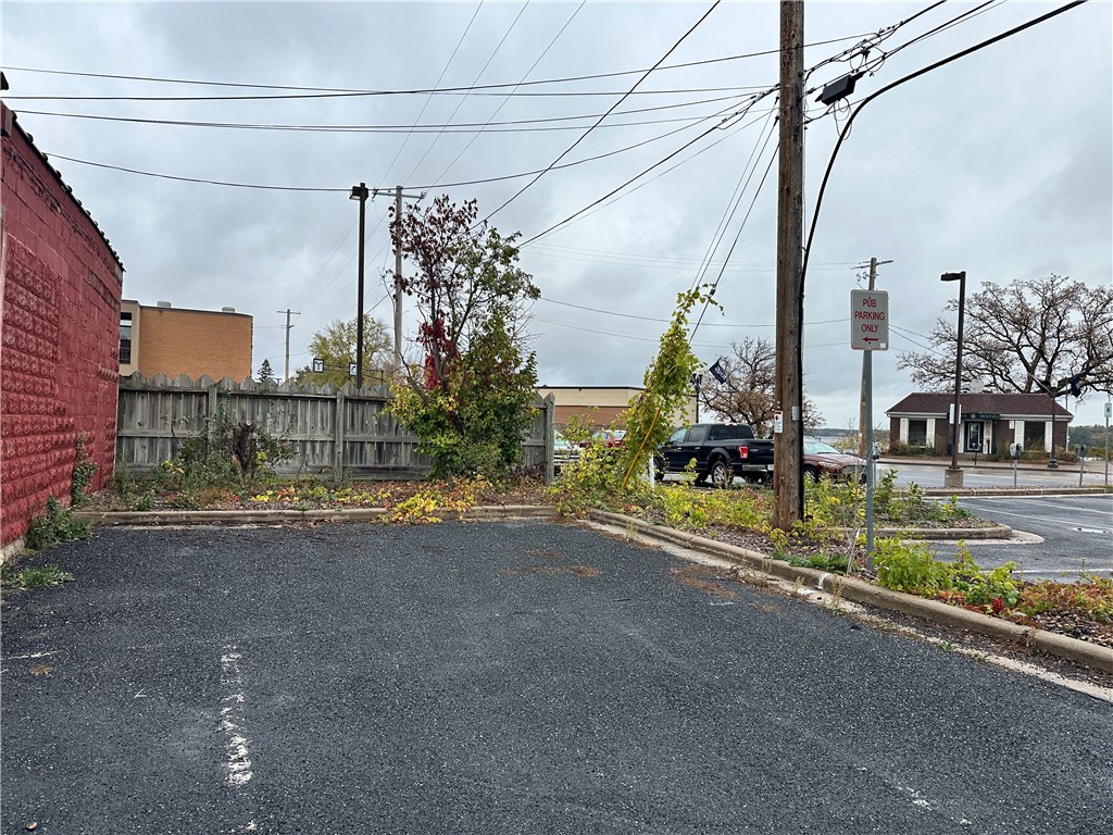 516 S Broadway Street Menomonie WI 54751 1597422 image14