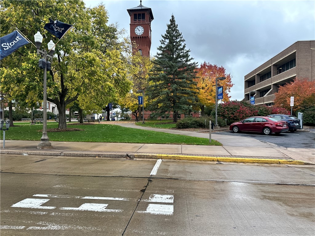 516 S Broadway Street Menomonie WI 54751 1597422 image3