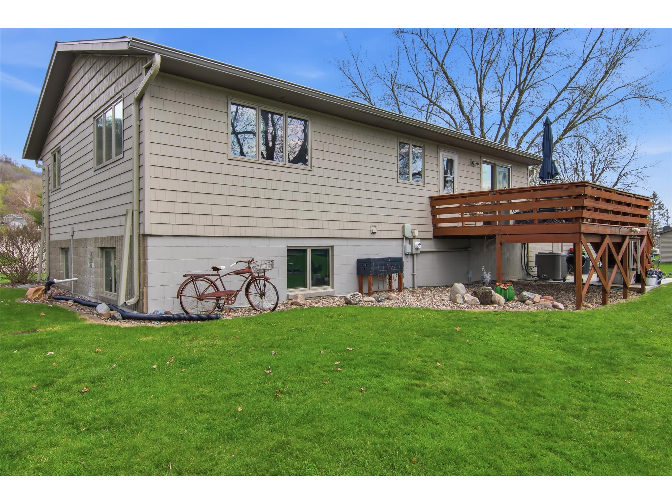 517 N Lincoln Street Nelson WI 54756 1600605 image3