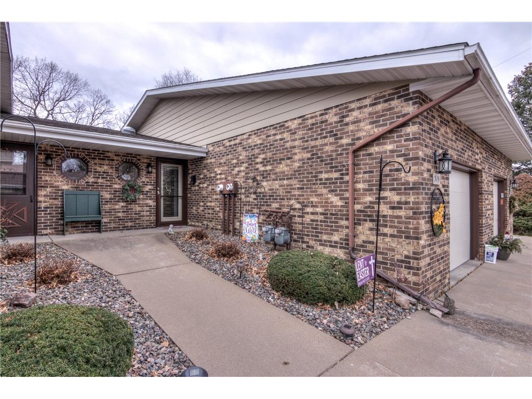 519 Goldsmith Street Chippewa Falls WI 54729 1590002 image1