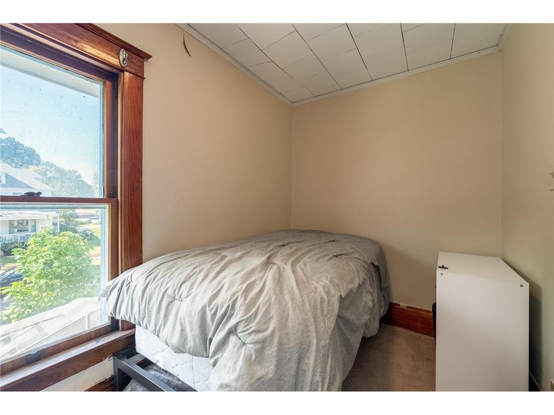 521 2nd Avenue Eau Claire WI 54703 1596407 image18