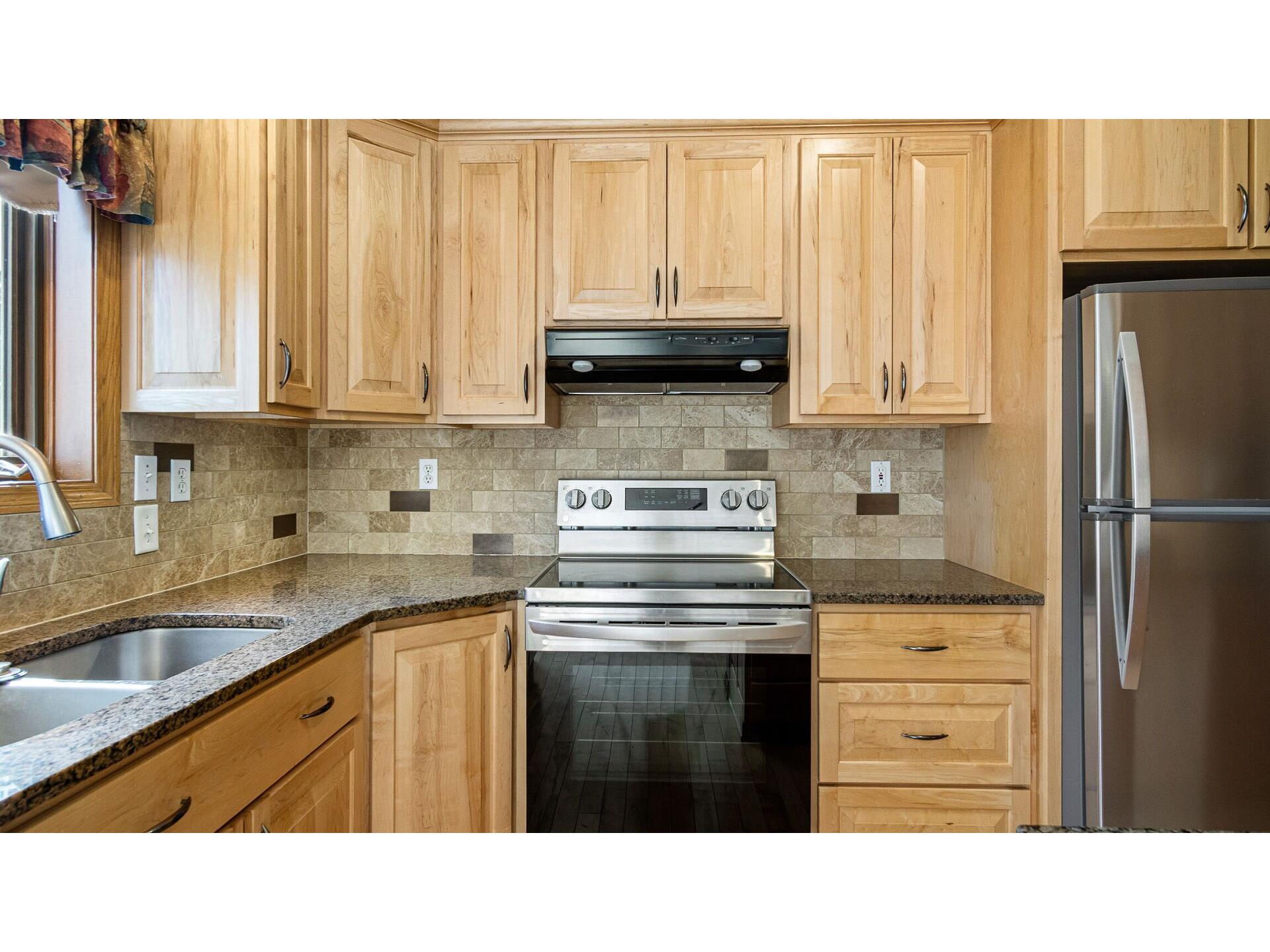 5211 E Hamilton Avenue Eau Claire WI 54701 1600062 image13