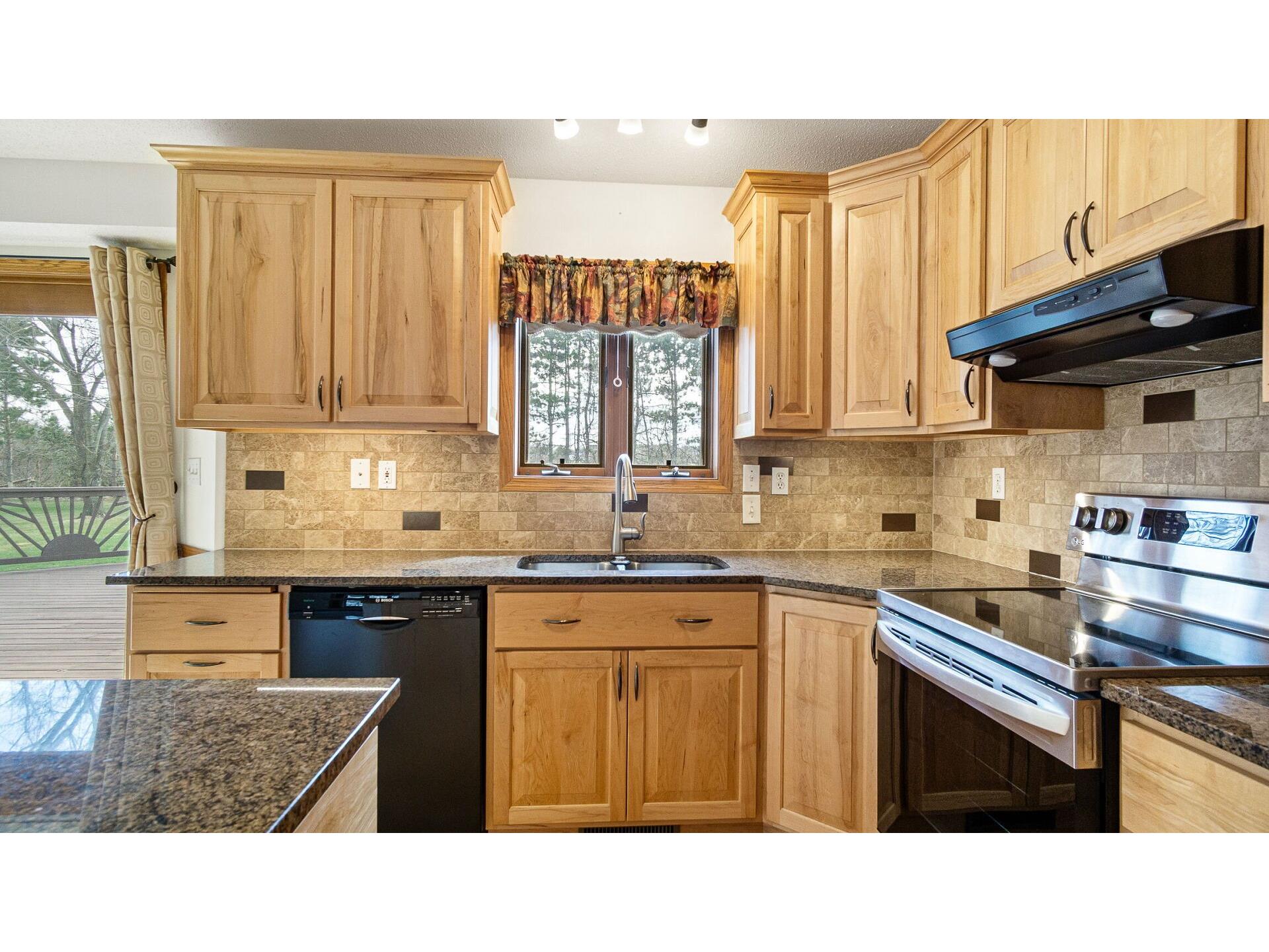 5211 E Hamilton Avenue Eau Claire WI 54701 1600062 image16