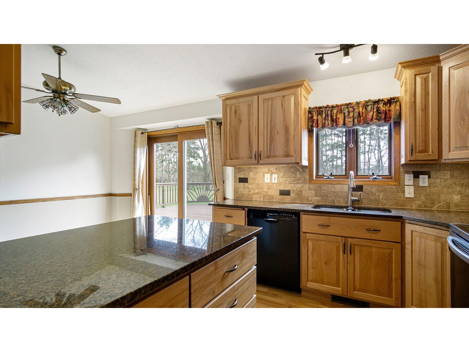 5211 E Hamilton Avenue Eau Claire WI 54701 1600062 image17
