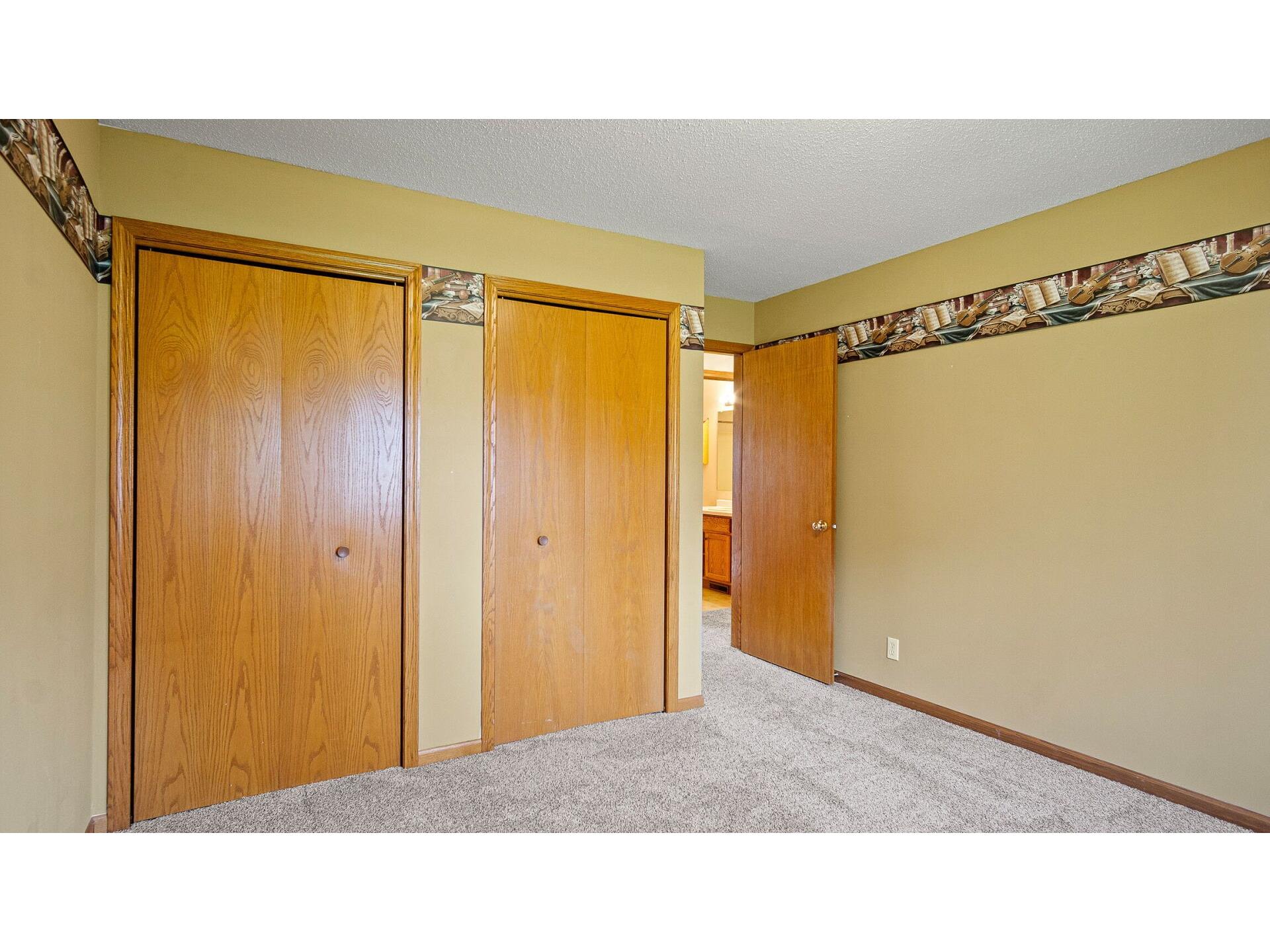 5211 E Hamilton Avenue Eau Claire WI 54701 1600062 image25