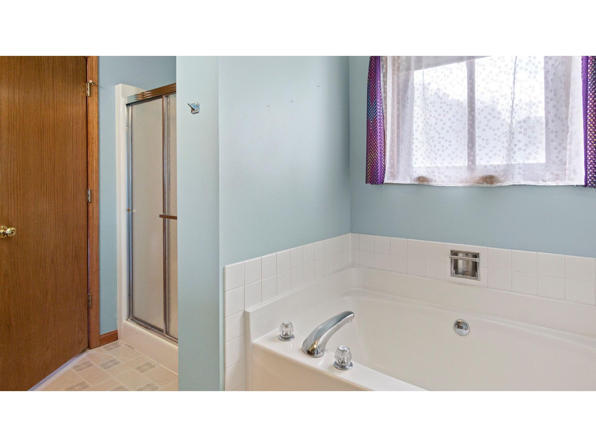 5211 E Hamilton Avenue Eau Claire WI 54701 1600062 image29