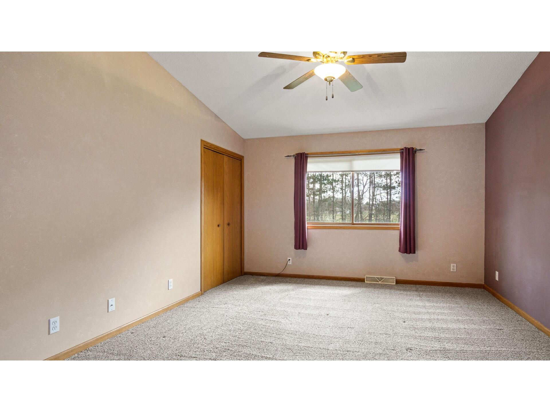 5211 E Hamilton Avenue Eau Claire WI 54701 1600062 image30