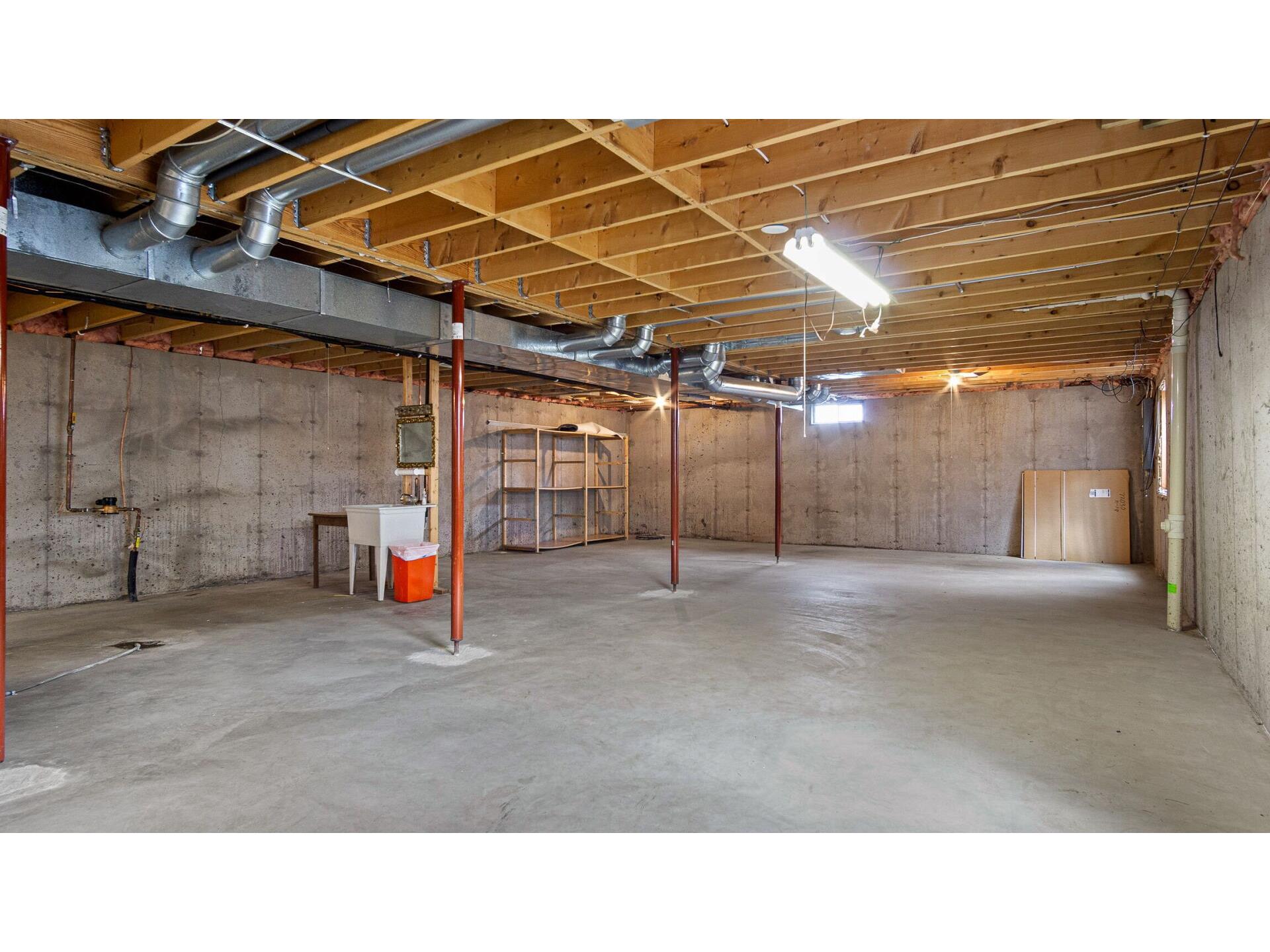 5211 E Hamilton Avenue Eau Claire WI 54701 1600062 image35