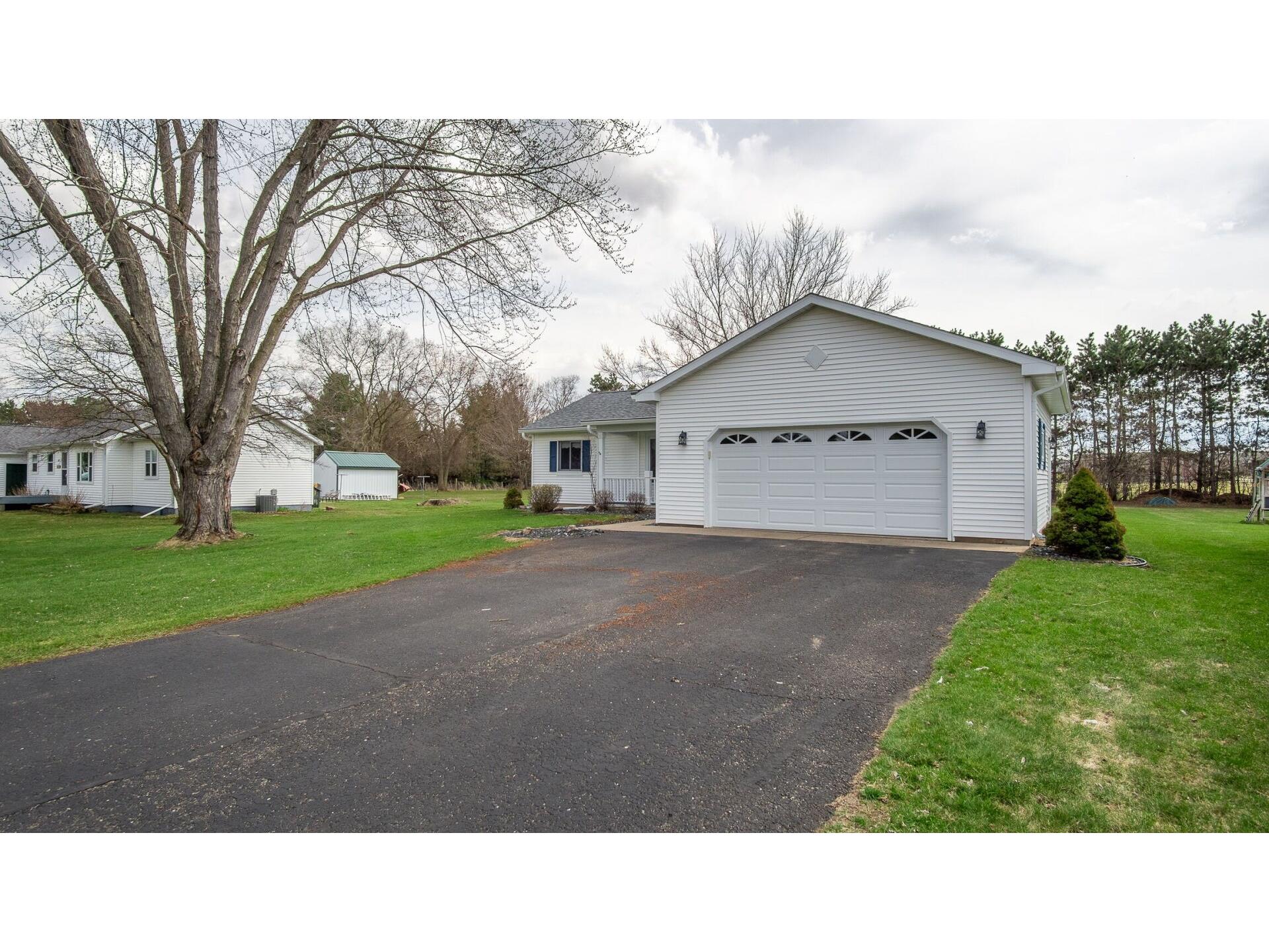 5211 E Hamilton Avenue Eau Claire WI 54701 1600062 image4