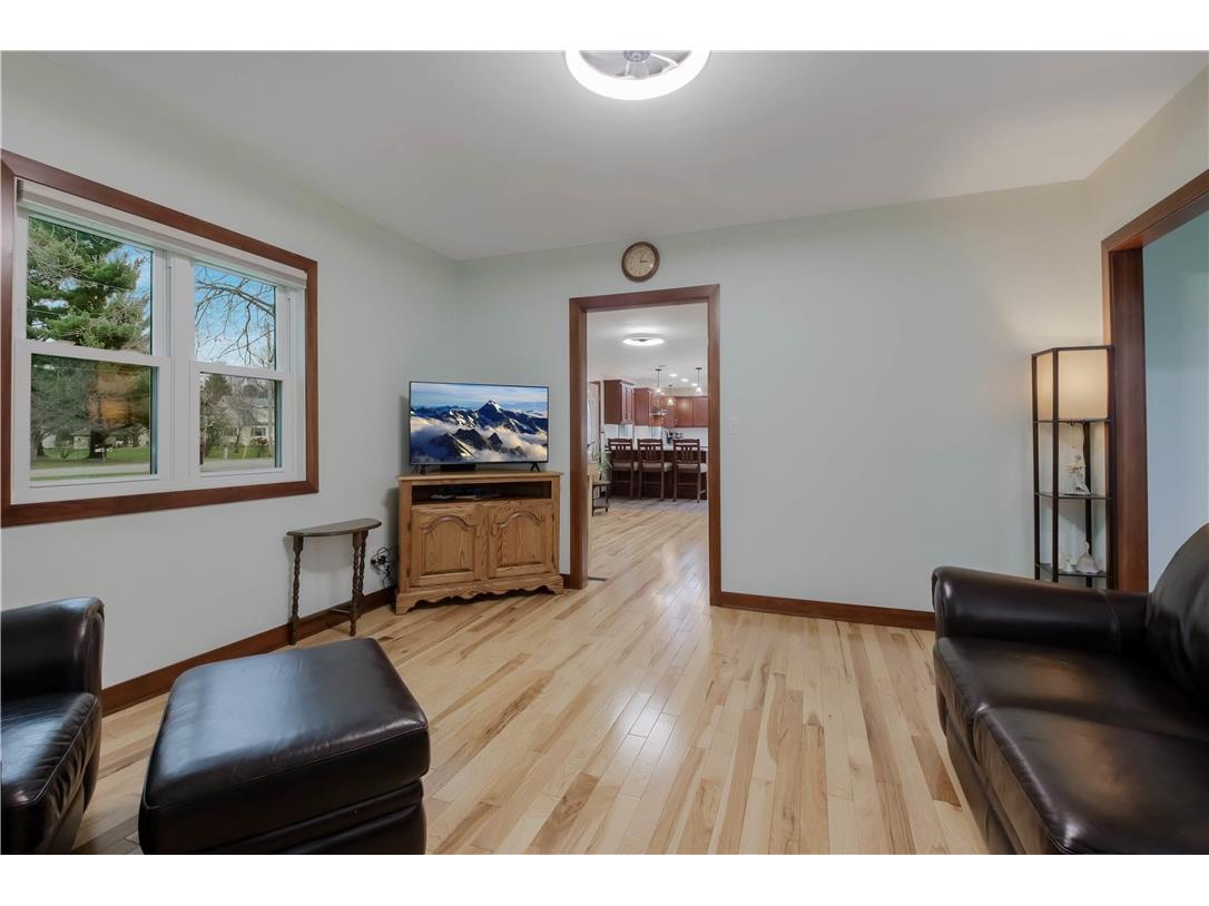 5217 E Hamilton Avenue Eau Claire WI 54701 1597061 image10