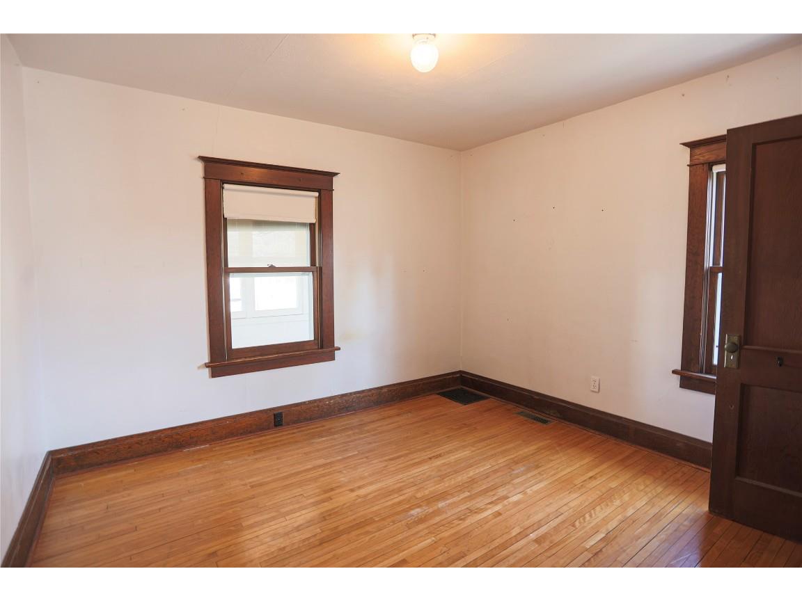 522 E Walnut Street River Falls WI 54022 1599158 image23