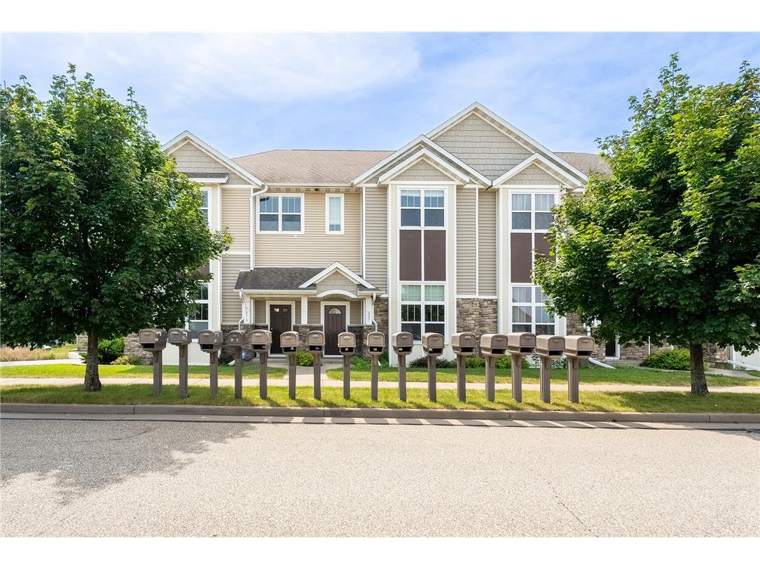 5221 Stonewood Drive Eau Claire WI 54703 1594289 image2
