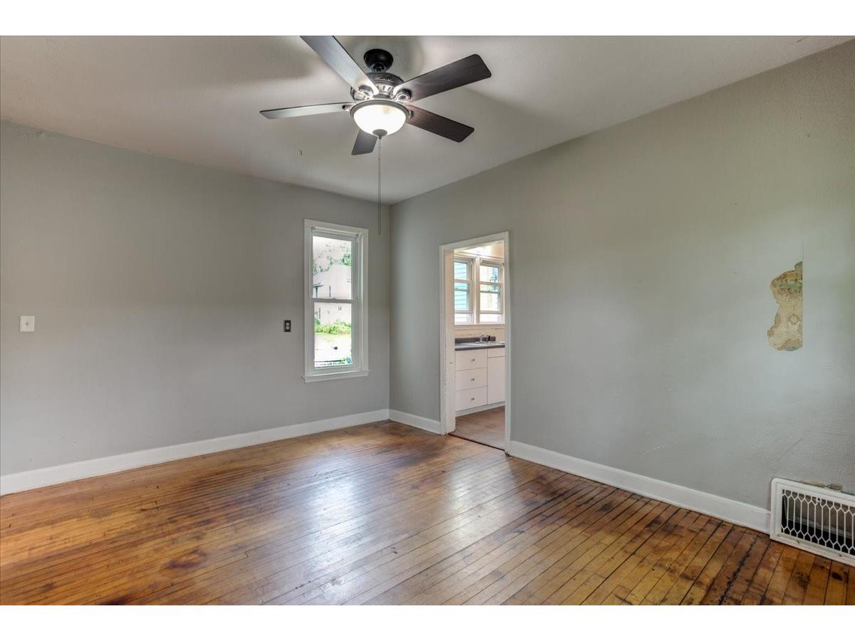 523-525 Bay Street #2 Chippewa Falls WI 54729 1603406 image18