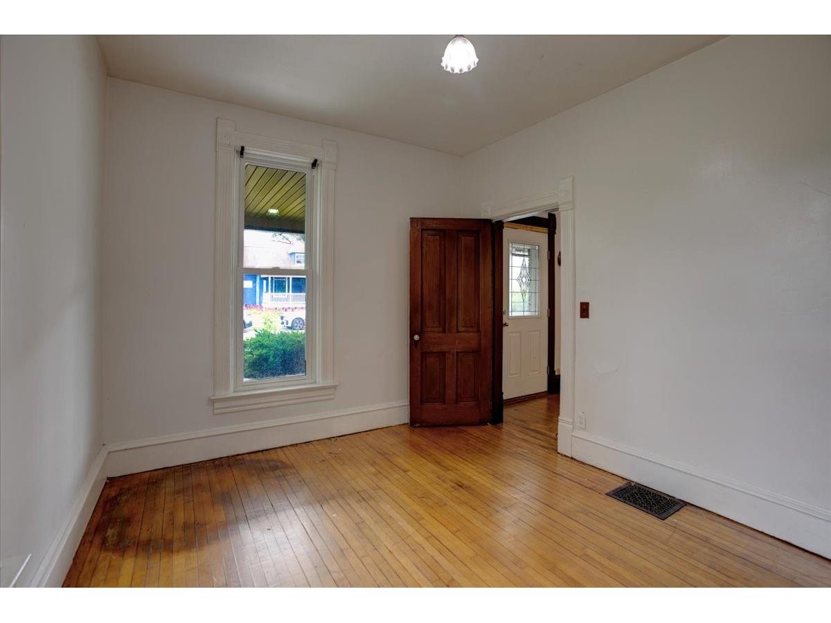 523-525 Bay Street #2 Chippewa Falls WI 54729 1603406 image7
