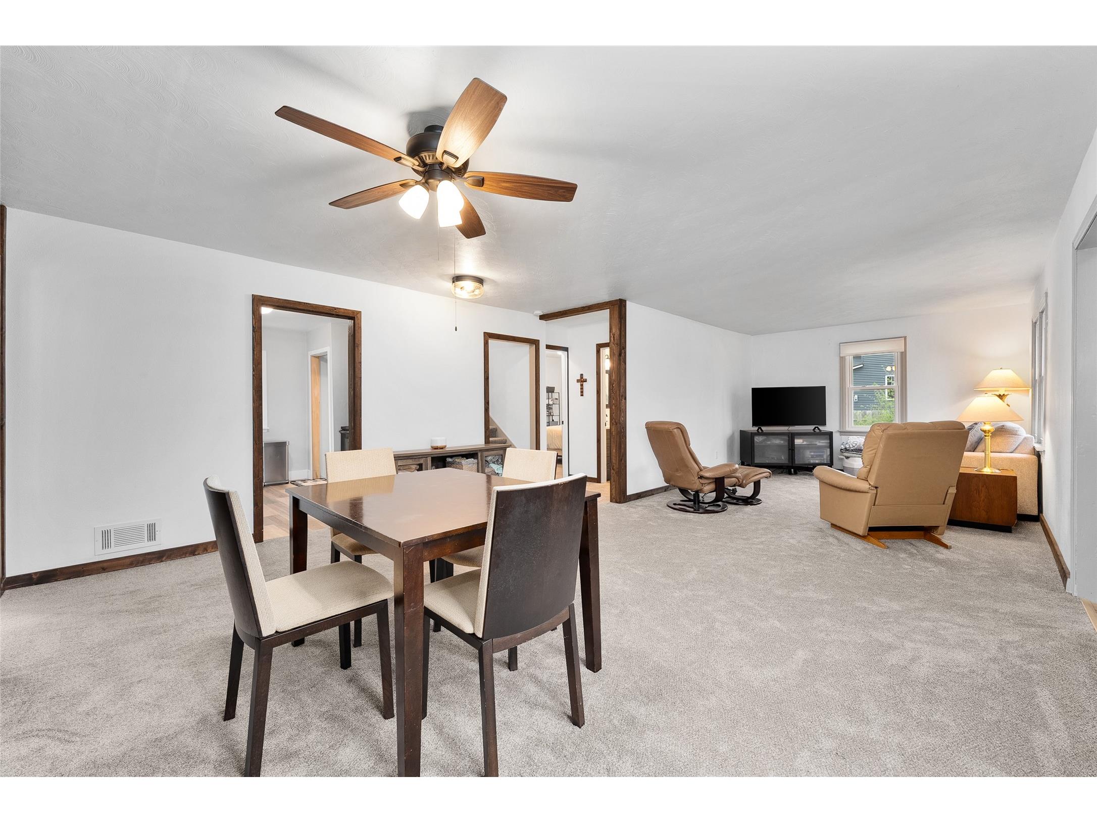 523 Madison Street Stanley WI 54768 1601128 image3