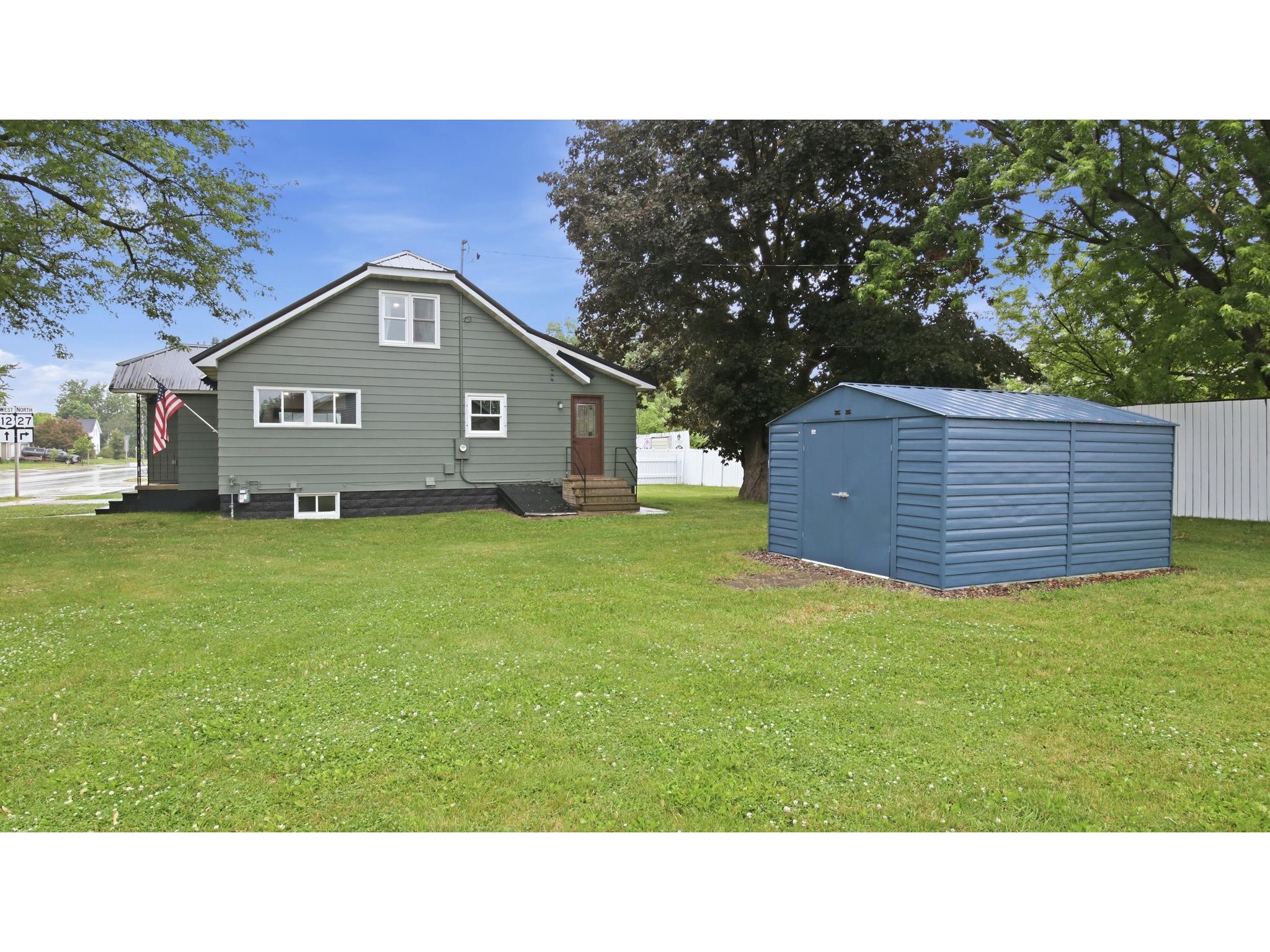 525 W Lincoln Street Augusta WI 54722 1602076 image26