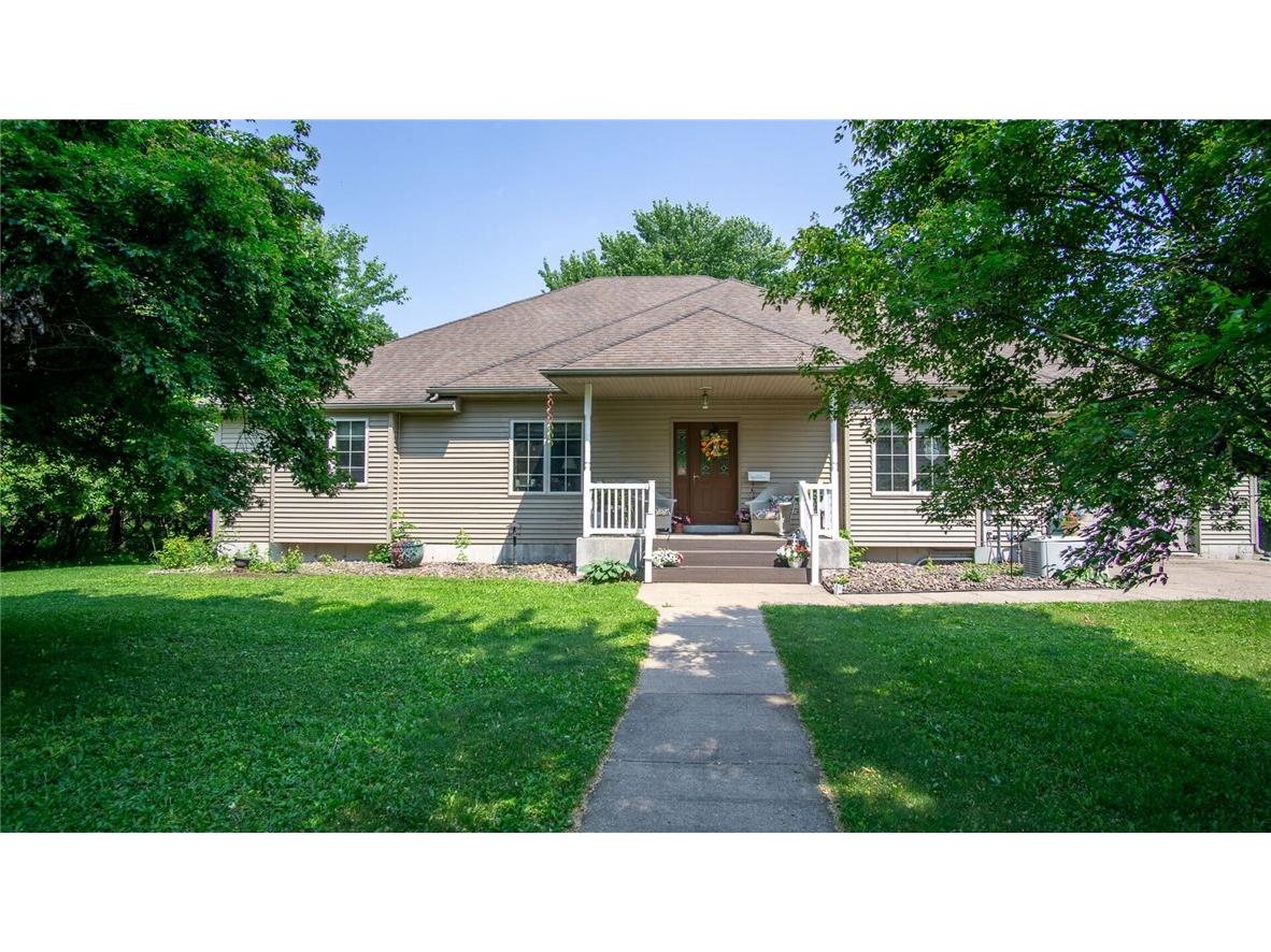 525 Wood Street Augusta WI 54722 1592551 image1