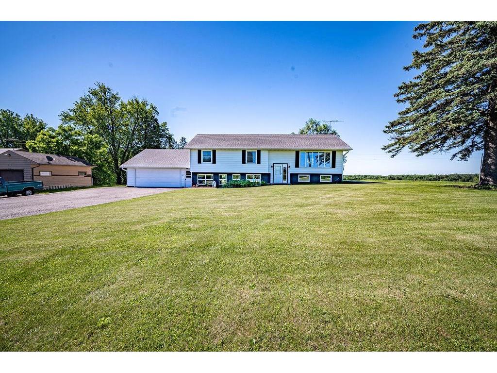 527 South Street Ellsworth WI 54011 1582984 image1