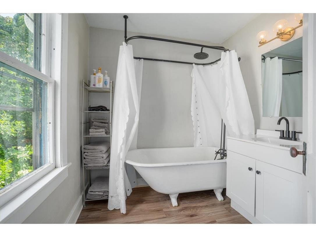 527 W Grand Avenue Eau Claire WI 54703 1595269 image20