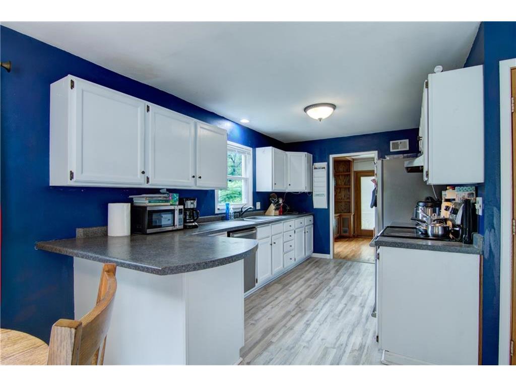 5274 N Shore Drive, Eau Claire, WI, 54703 MLS 1583126 Edina Realty