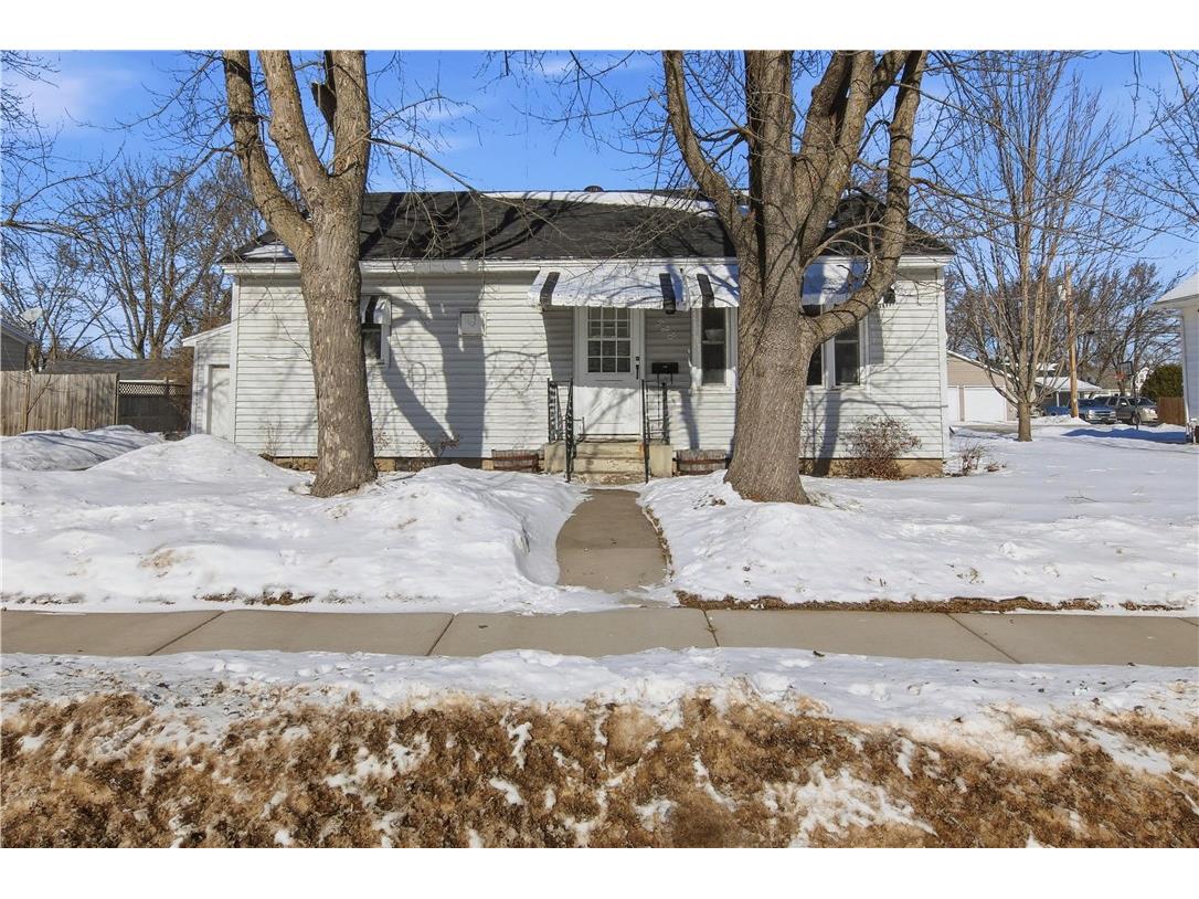 528 W Elm Street Chippewa Falls WI 54729 1598198 image1