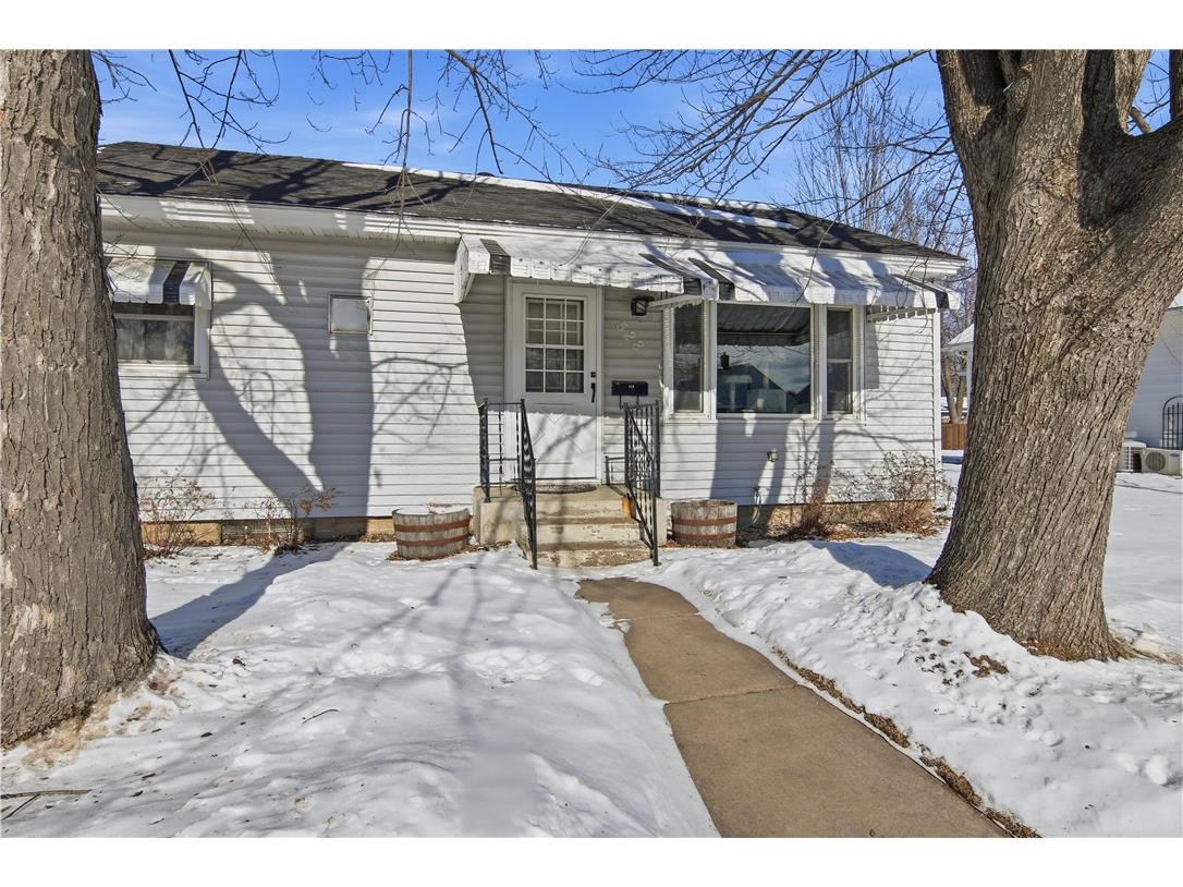 528 W Elm Street Chippewa Falls WI 54729 1598198 image3