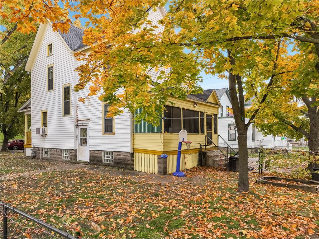 530 Hobart Street Eau Claire WI 54703 1596977 image2