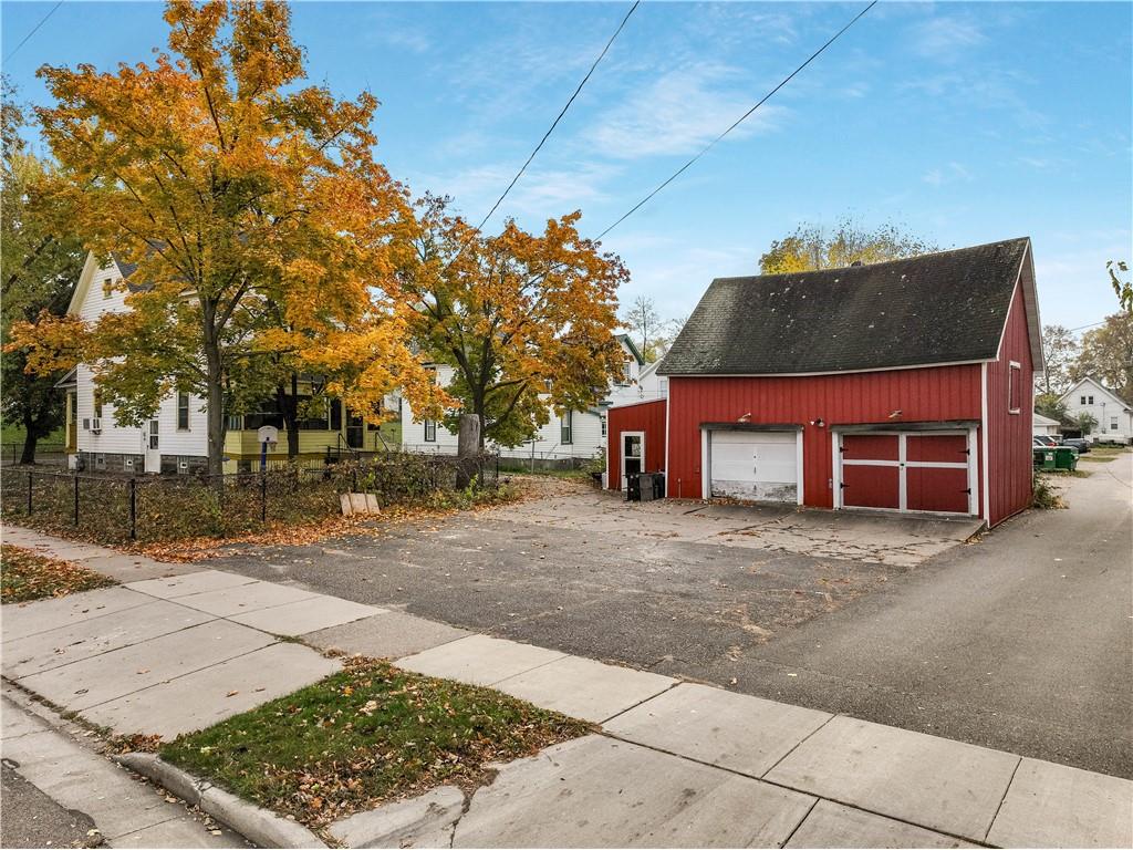 530 Hobart Street Eau Claire WI 54703 1596977 image4