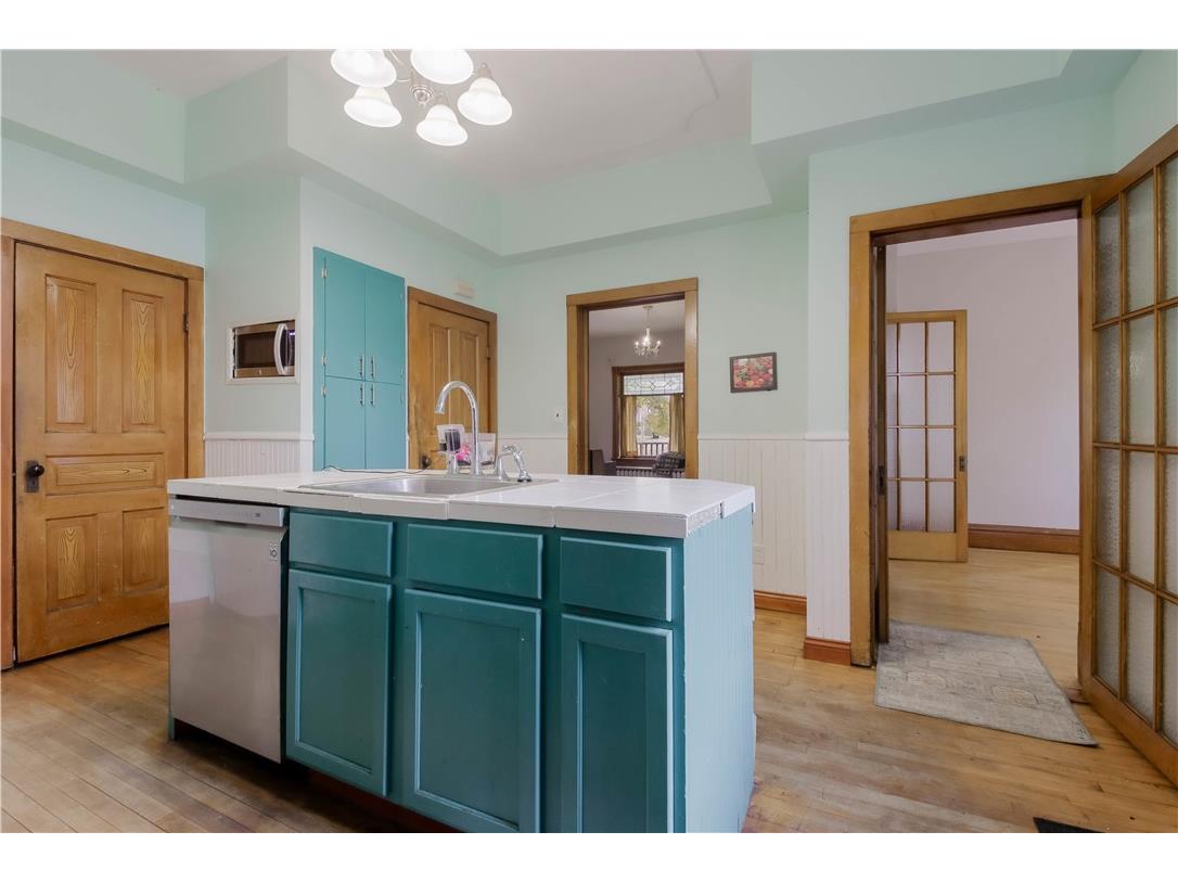 530 Hobart Street Eau Claire WI 54703 1596977 image8