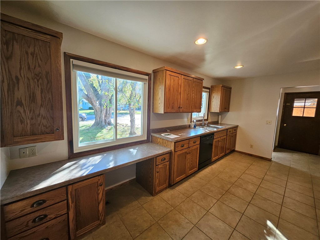 532 Macomber Street Chippewa Falls WI 54729 1596041 image12