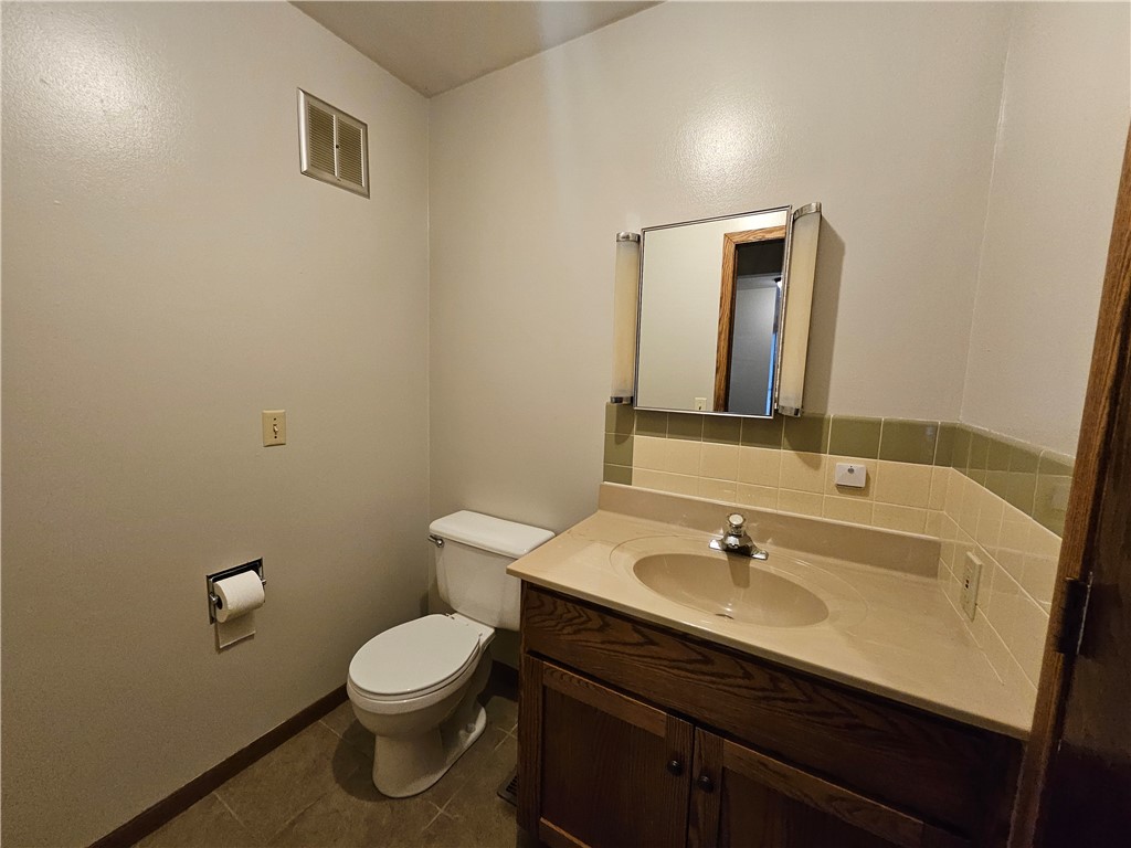 532 Macomber Street Chippewa Falls WI 54729 1596041 image17