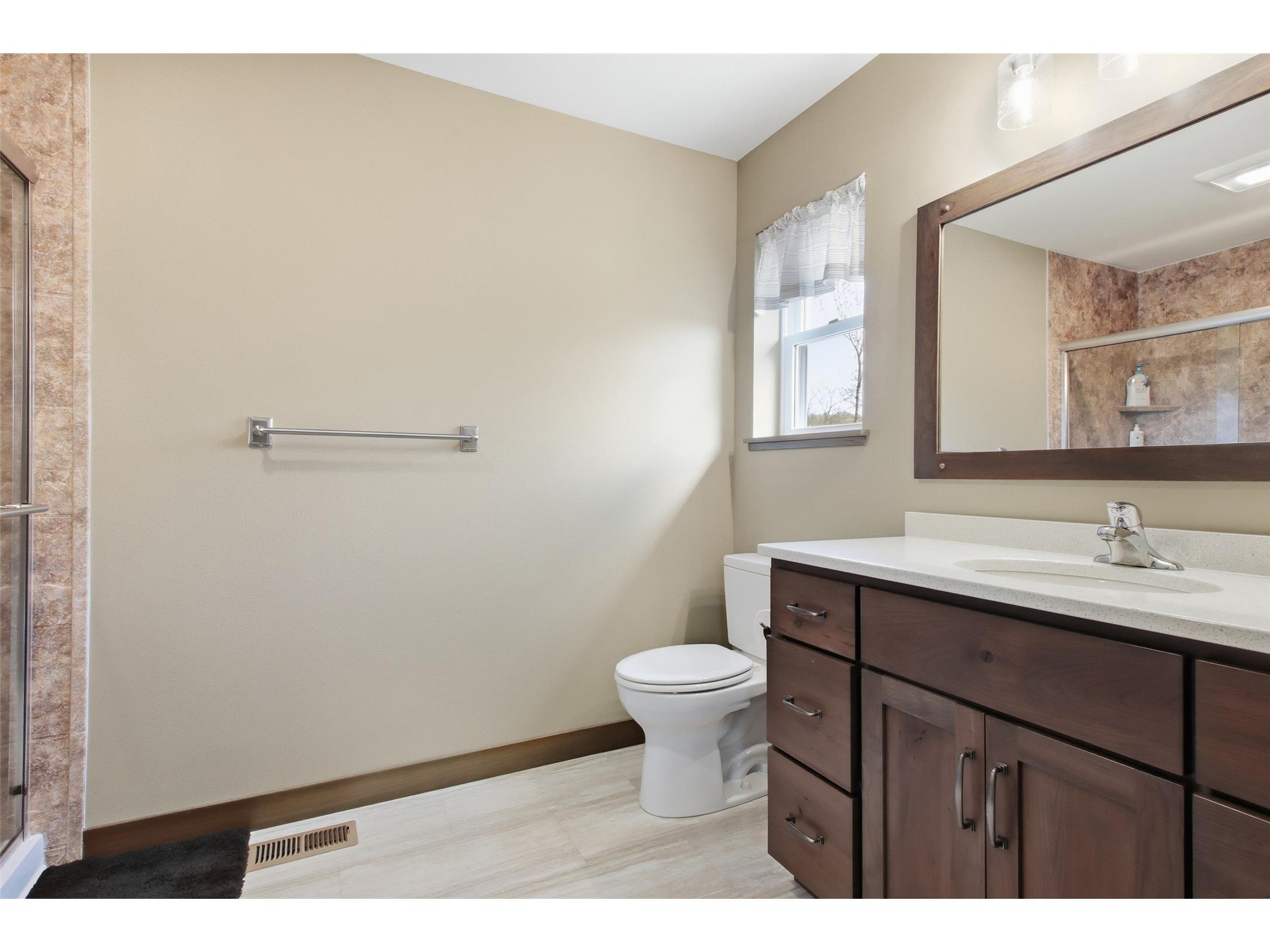 534 Hagman Street #21 Eau Claire WI 54703 1601019 image26
