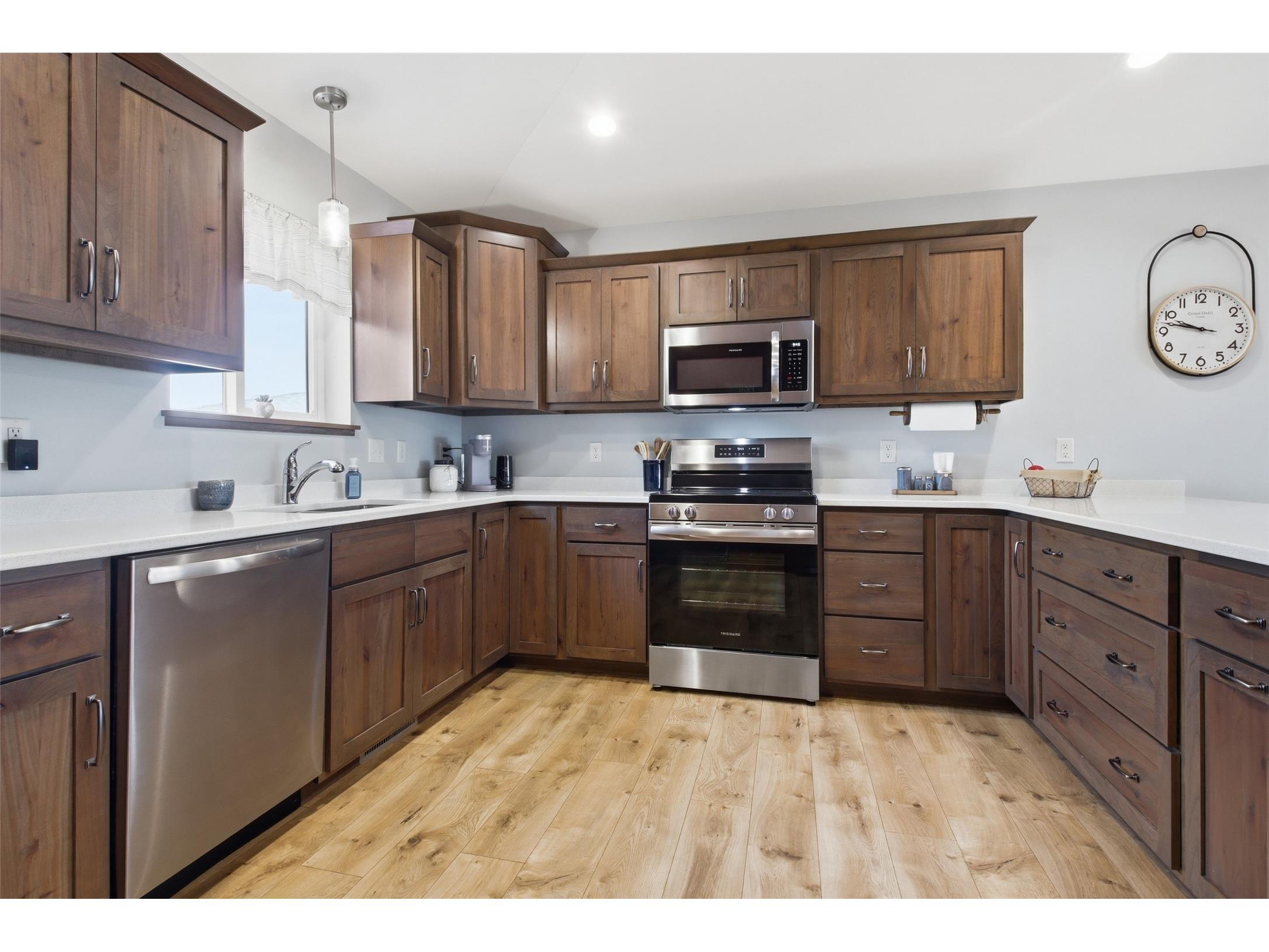 534 Hagman Street #21 Eau Claire WI 54703 1601019 image8