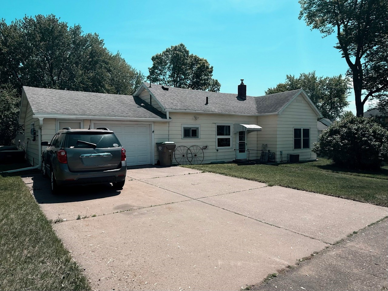 536 Olive Street Chippewa Falls WI 54729 1601518 image2