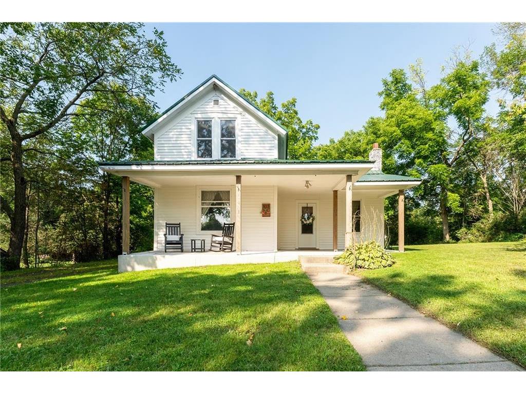 537 N Maple Street Cadott WI 54727 1584731 image1